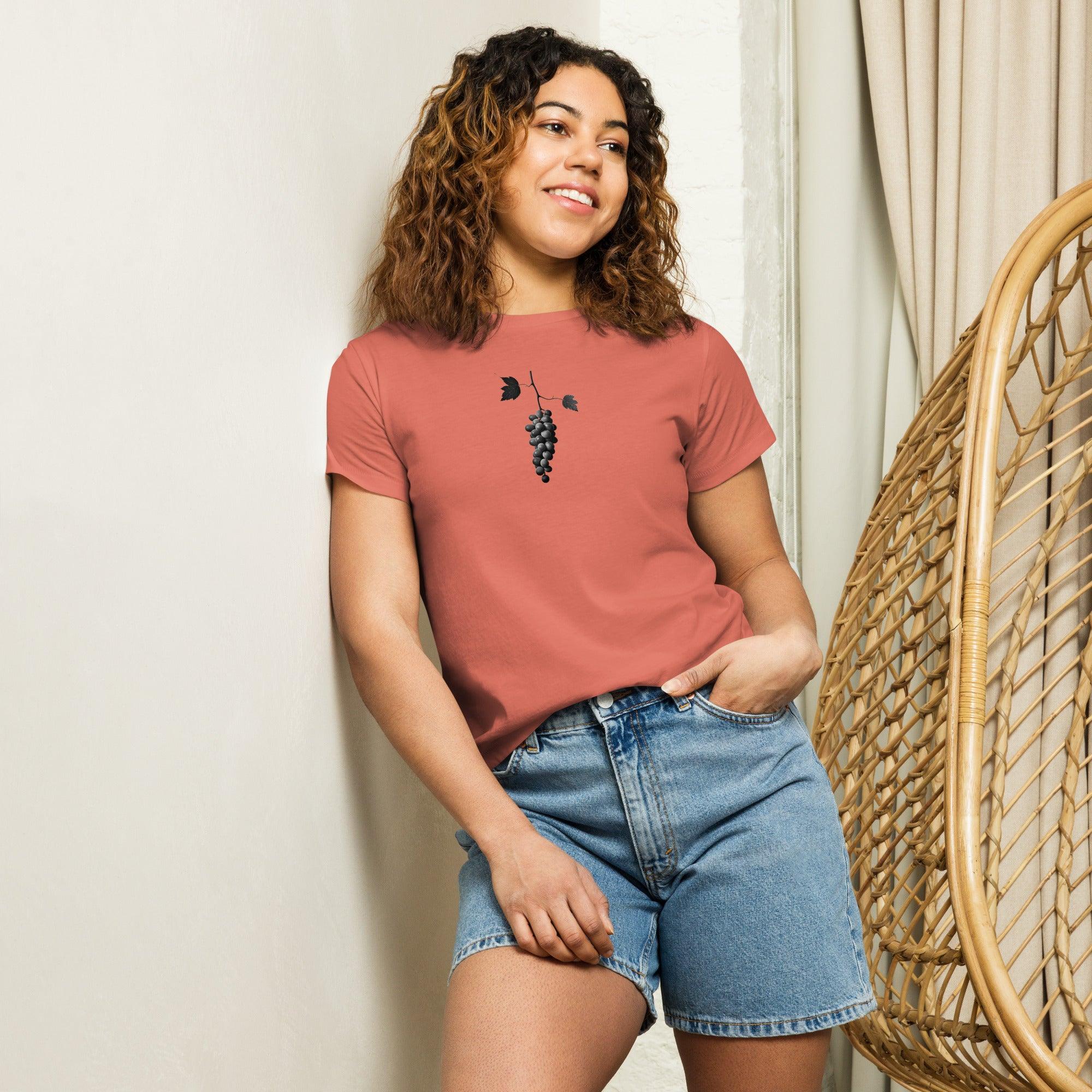 Grape Women’s high-waisted t-shirt - SOMM DIGI