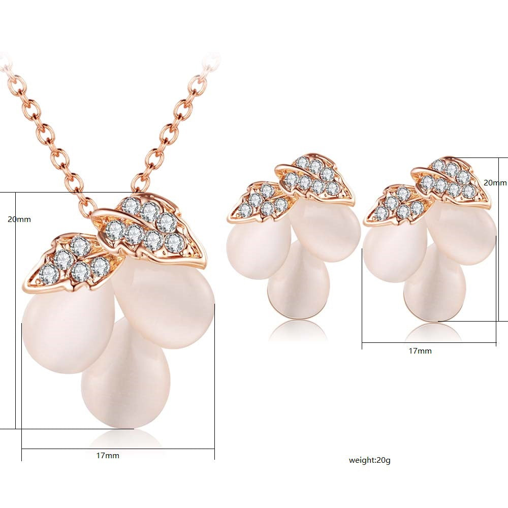 Elegant Grape Cluster Earrings for the Wine Lovers- Eye Necklace Earrings Suit