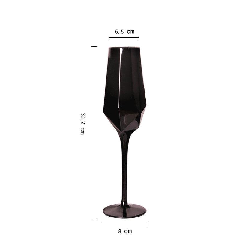 Geometric Elegance: Discover the Charm of Decorative Wine Glasses