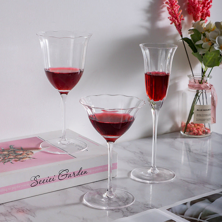 Sweet Indulgence: The Perfect Glasses for Ice and Fortified Wines